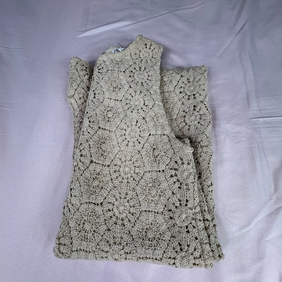 Zara Beige Textured Lace Blouse - Picture 8 of 9